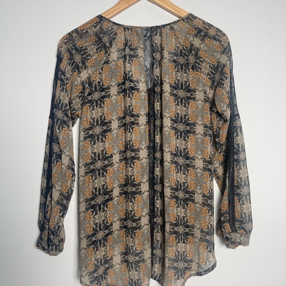 ASTR | Sheer Lace Button-down Blouse - Picture 2 of 9